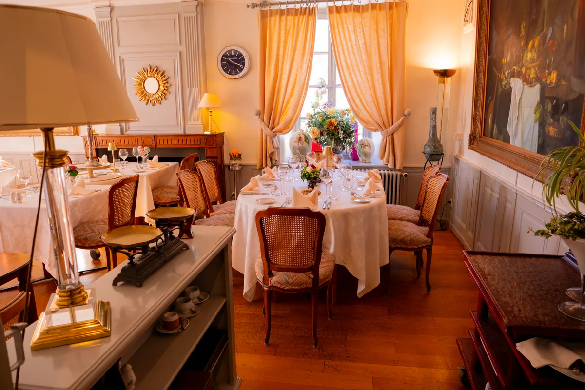 Salle Vieux Collège événements privés — Auberge Les Platanes Chéserex